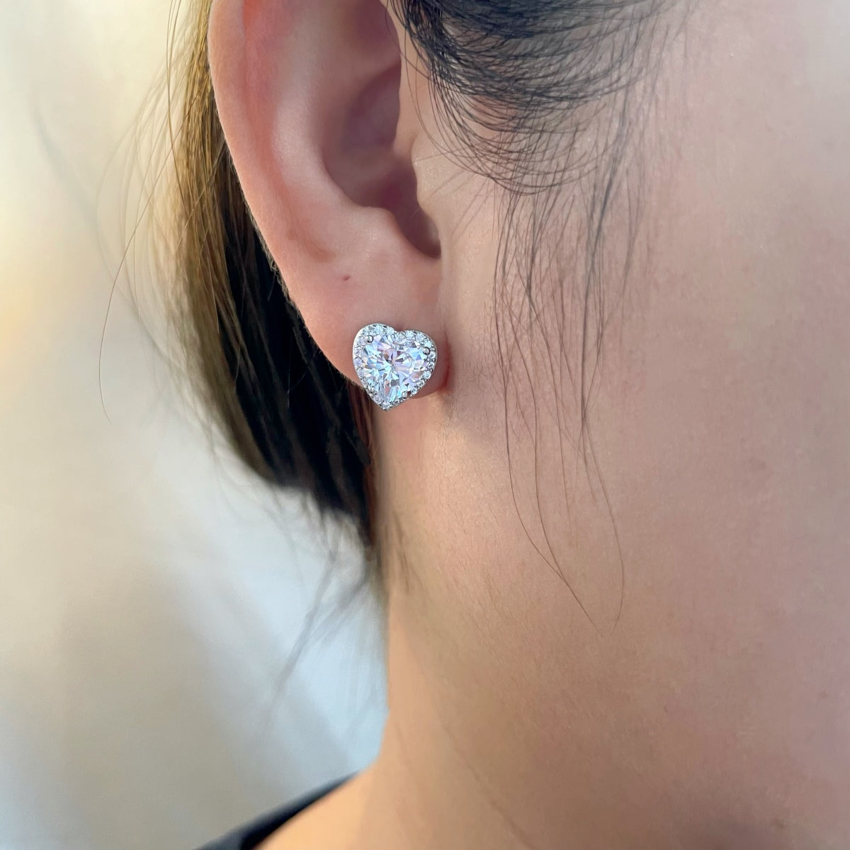 [Royal]Sparkling Heart Shape Lover Earrings