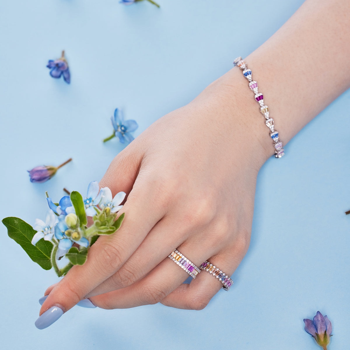 [Royal]Radiant Water Drop Shape Daily Bracelet