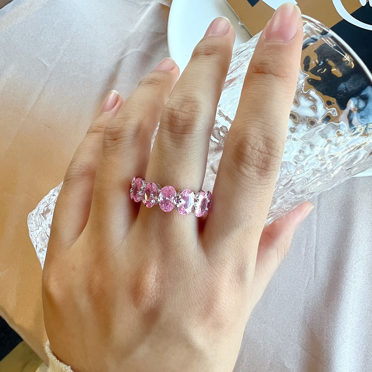 [Royal]Dainty Elongated Cushion Cut Tennis Ring
