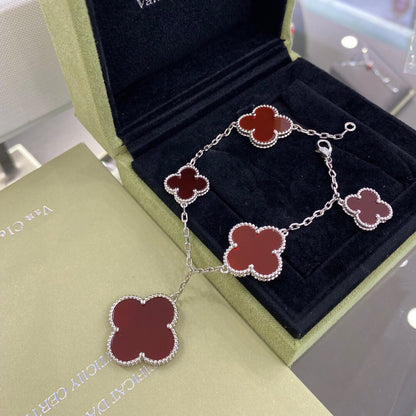 [Royal Fine ]CLOVER 5 MOTIFS SIVLER CARNELIAN BRACELET