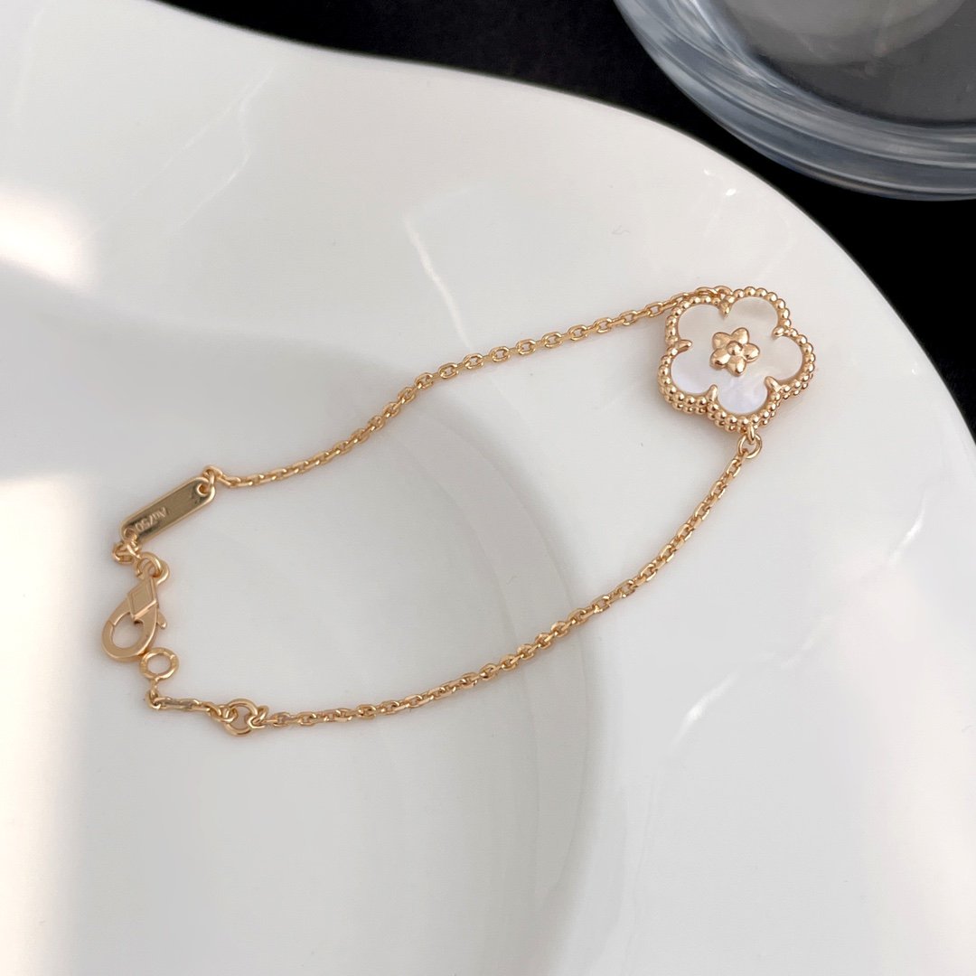 [Royal Fine ]LUCKY SPRING ROSE GOLD MOP BRACELET