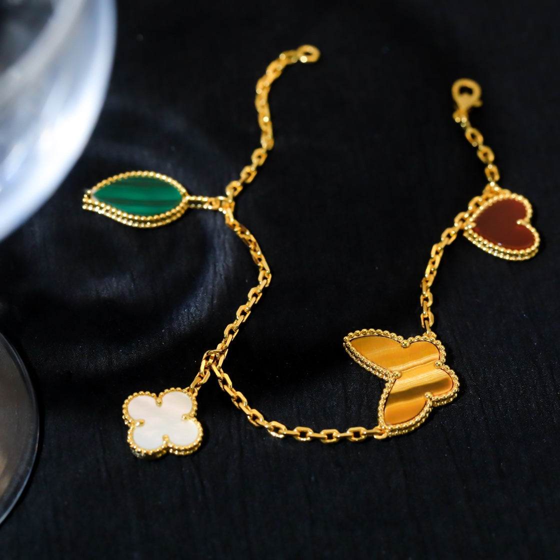 [Royal]LUCKY SPRING 5 MOTIF GOLD BRACELET