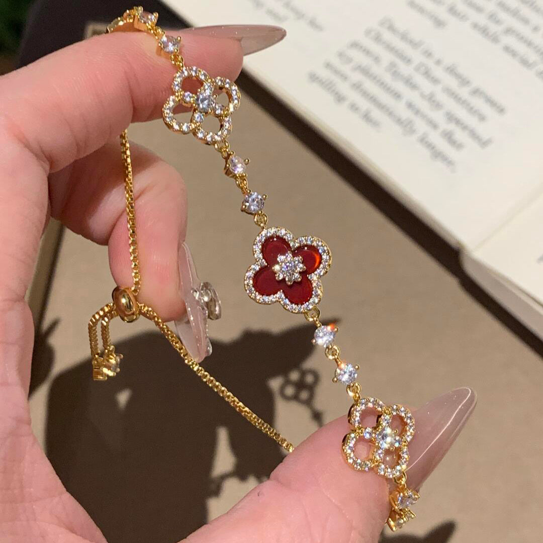 [Royal Fine ]CLOVER 5 MOTIF PINK BLUE RED WHITE BRACELET