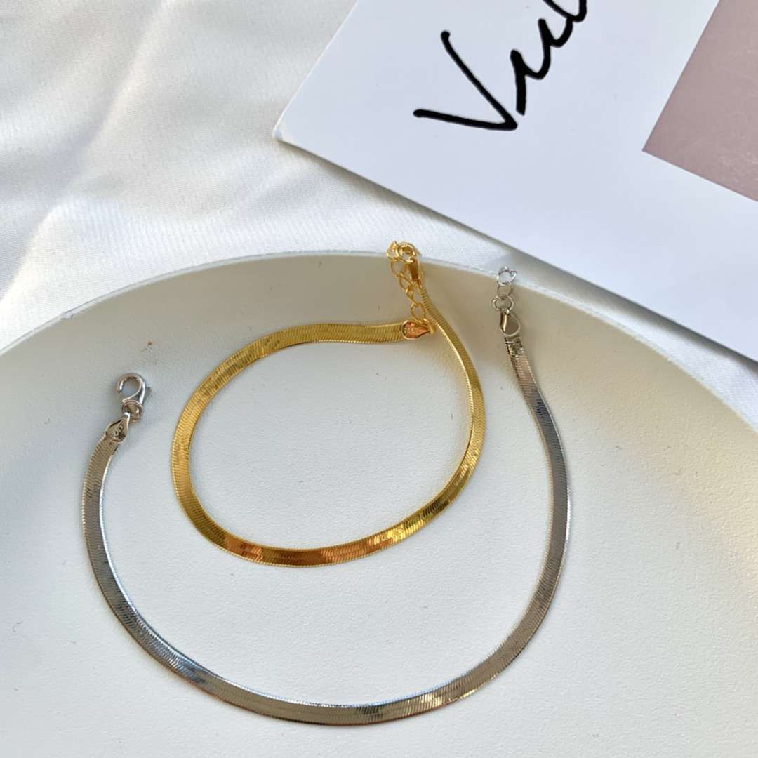 [Royal]Flat Snake Bone Chain Blade Necklace