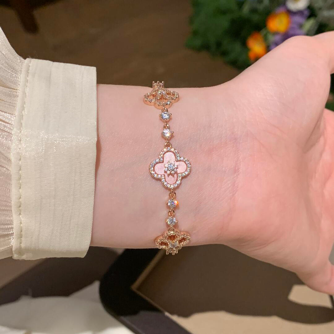 [Royal Fine ]CLOVER 5 MOTIF PINK BLUE RED WHITE BRACELET