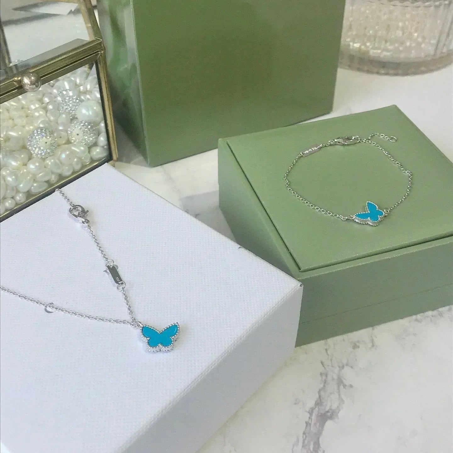 [Royal Fine ]BUTTERFLY TURQUOISE BUTTERFLY BRACELET SILVER