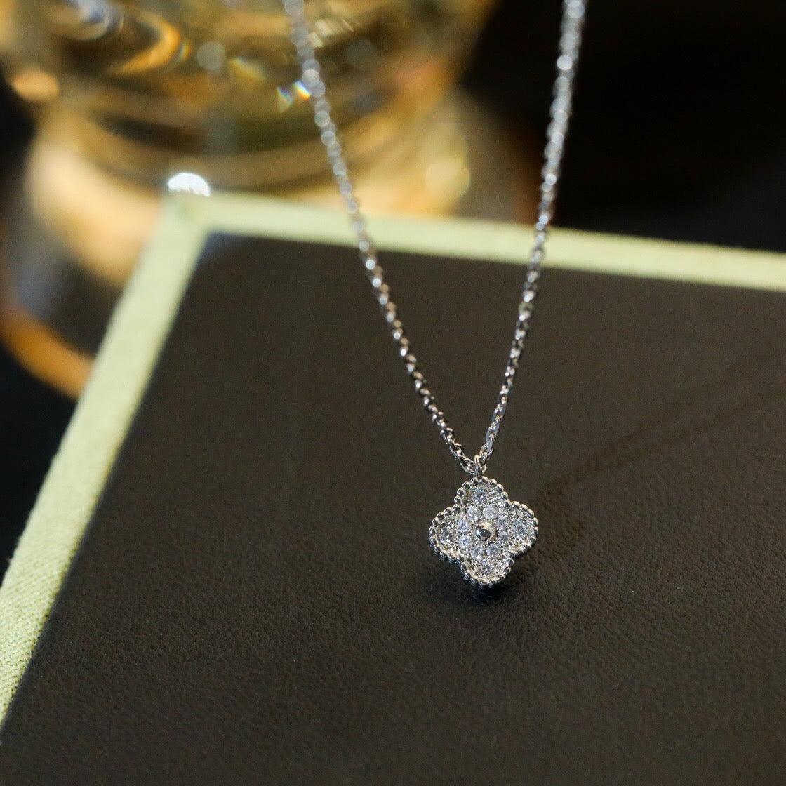 [Royal Fine ]CLOVER MINI 9.5MM PENDANT DIAMOND NECKLACE