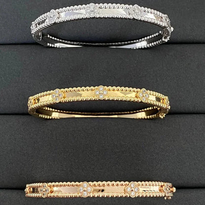 [Royal Fine ]CLOVER BRACELET 4MM DIAMONDS