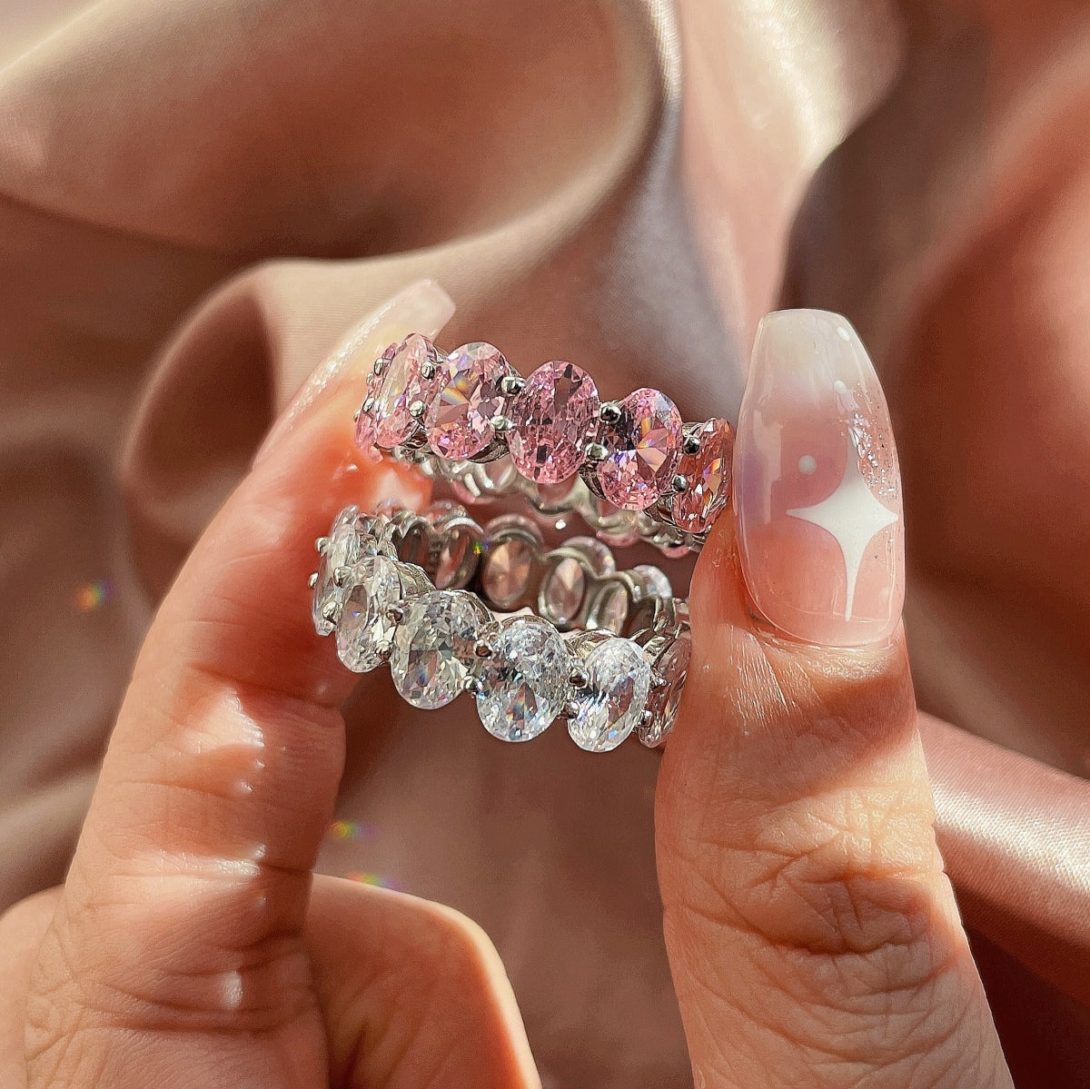 [Royal]Dainty Elongated Cushion Cut Tennis Ring