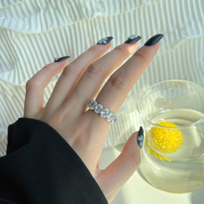 [Royal]Dainty Elongated Cushion Cut Tennis Ring