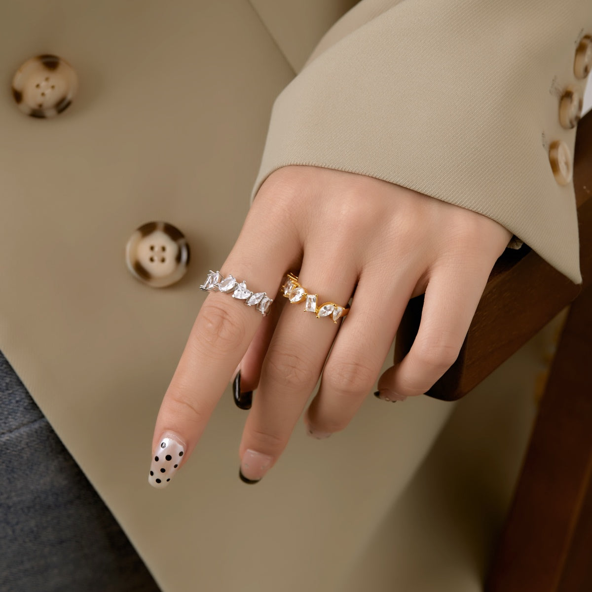[Royal]Delicate Multi Cut Ring