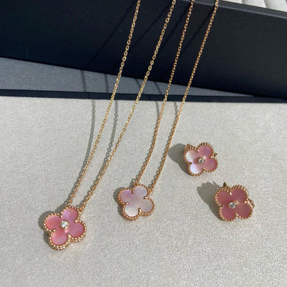 [Royal Fine ]CLOVER 15MM DIAMOND PINK MOP NECKLACE