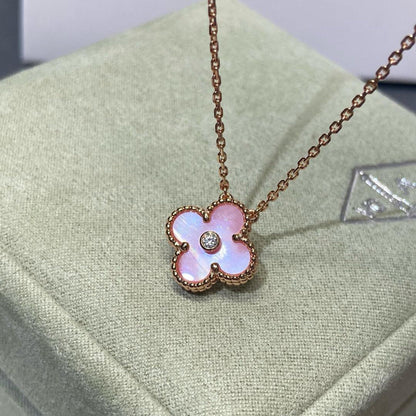 [Royal Fine ]CLOVER 15MM DIAMOND PINK MOP NECKLACE