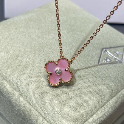 [Royal Fine ]CLOVER 15MM DIAMOND PINK MOP NECKLACE