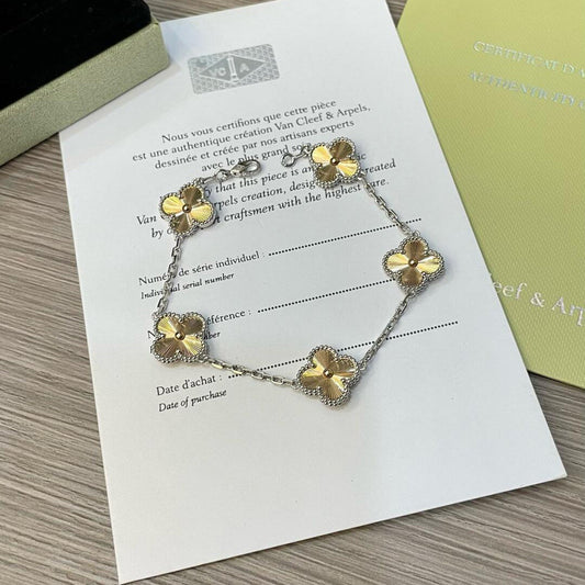 [Royal]CLOVER  5 MOTIFS  CHRISTMAS LIMITED EDITION BRACELET
