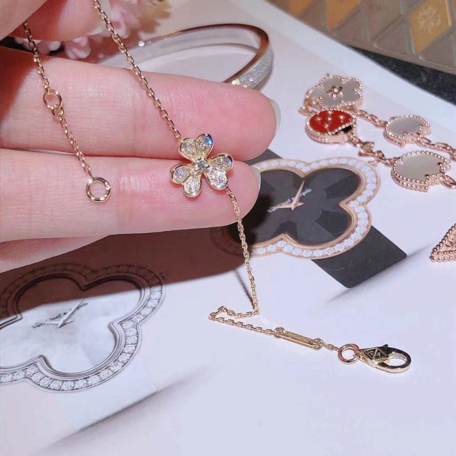 [Royal Fine ]FRIVOLE GOLD FLOWER DIAMOND BRACELET