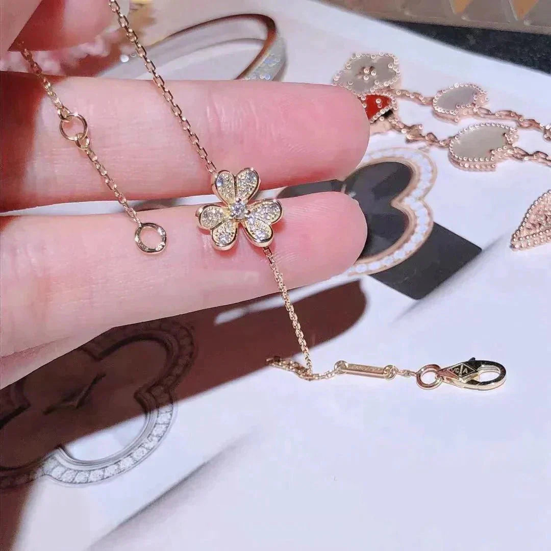 [Royal Fine ]FRIVOLE GOLD FLOWER DIAMOND BRACELET