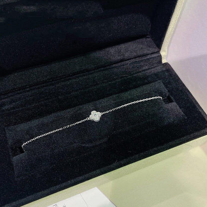 [Royal Fine ]CLOVER  SINGLE FLOWER BRACELET SILVER