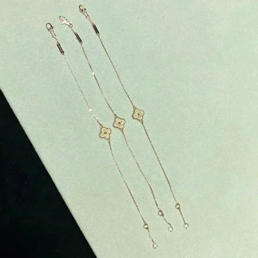 [Royal Fine ]CLOVER SINGLE FLOWER BRACELET